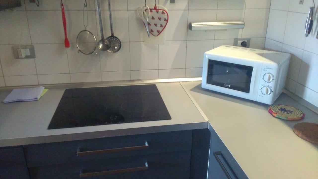 Casa Agostini Apartment Lari Luaran gambar