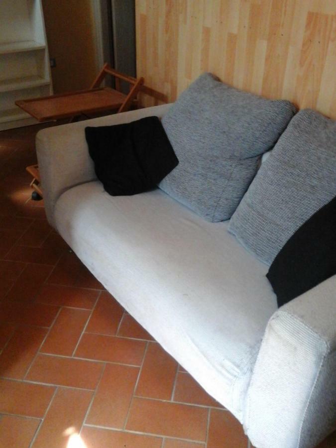 Casa Agostini Apartment Lari Luaran gambar